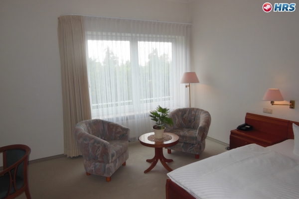 Hotel Rabennest ehem. Dobler (Raben Steinfeld)